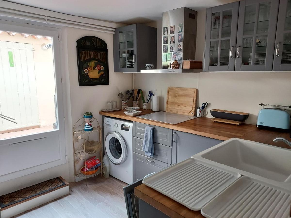 Rez-De-Chaussee Privatif Spacieux 3* D'Une Villa Centre Ville Hyères Dış mekan fotoğraf