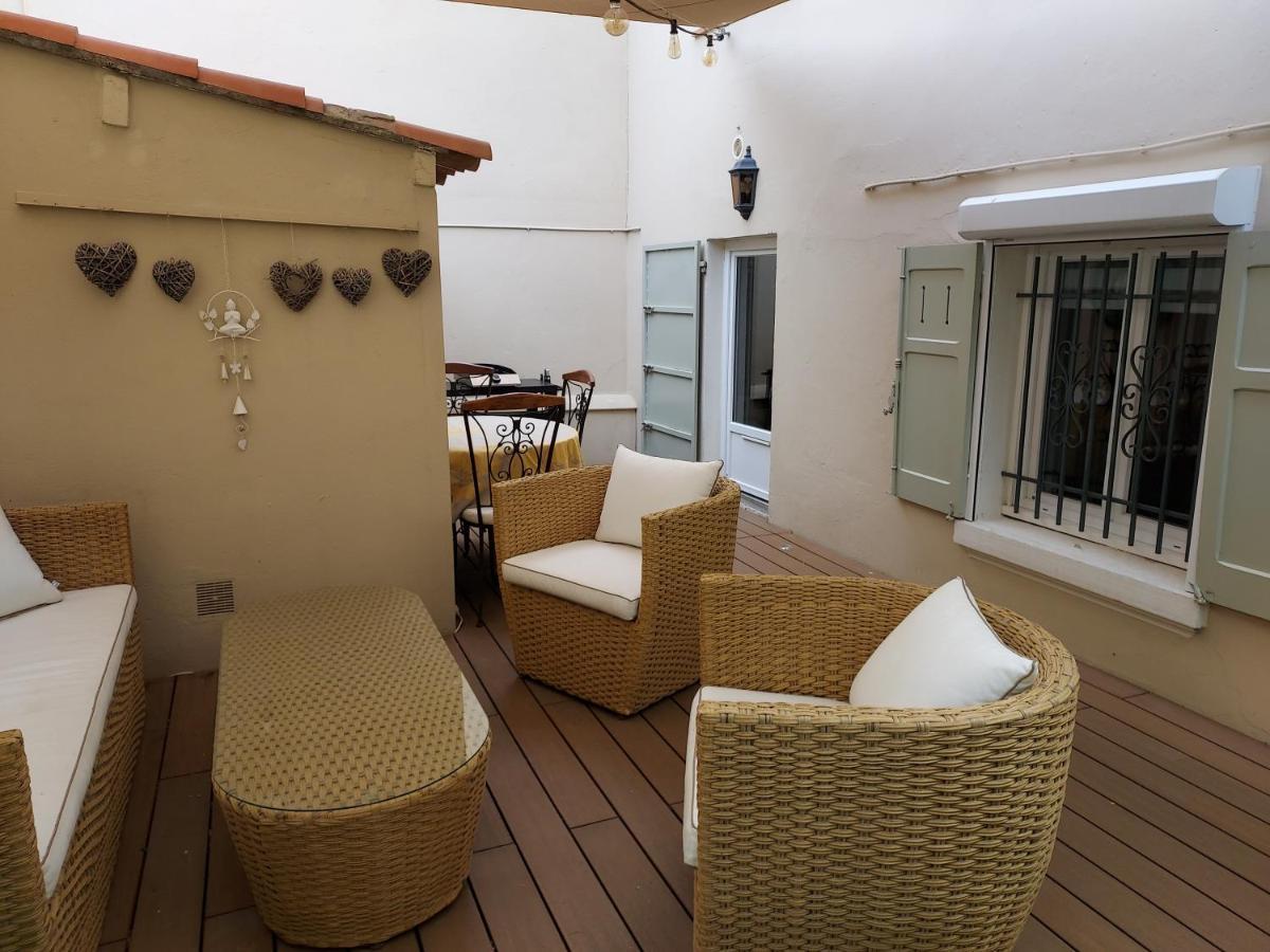 Rez-De-Chaussee Privatif Spacieux 3* D'Une Villa Centre Ville Hyères Dış mekan fotoğraf